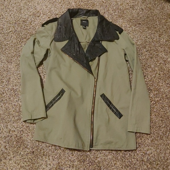 Jacket - Picture 4 of 4